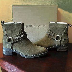 Gentle Souls/K. Cole Genuine Leather Suede - Olive Green Ankle Boots - NIB!